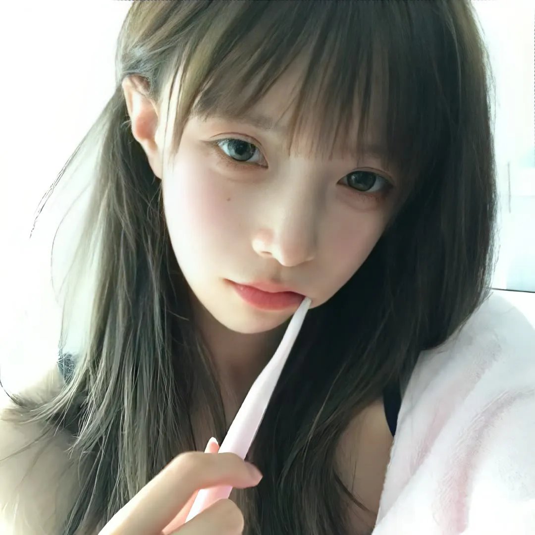 快乐的小鸡 海报